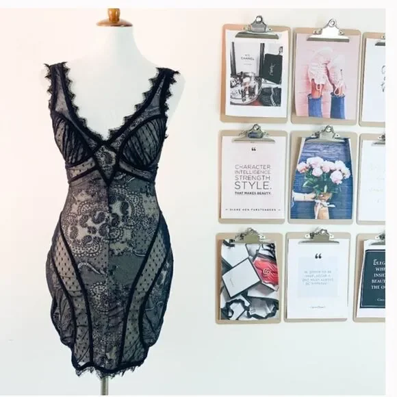 ✨HP✨Bebe
Women's Black Vneck Lace Dress✨ - Picture 6 of 9